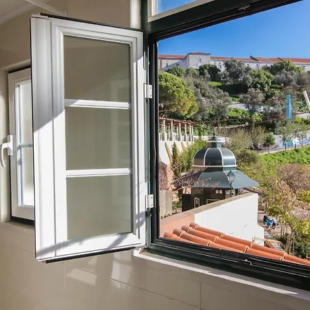 A Pearl In Grace Land *